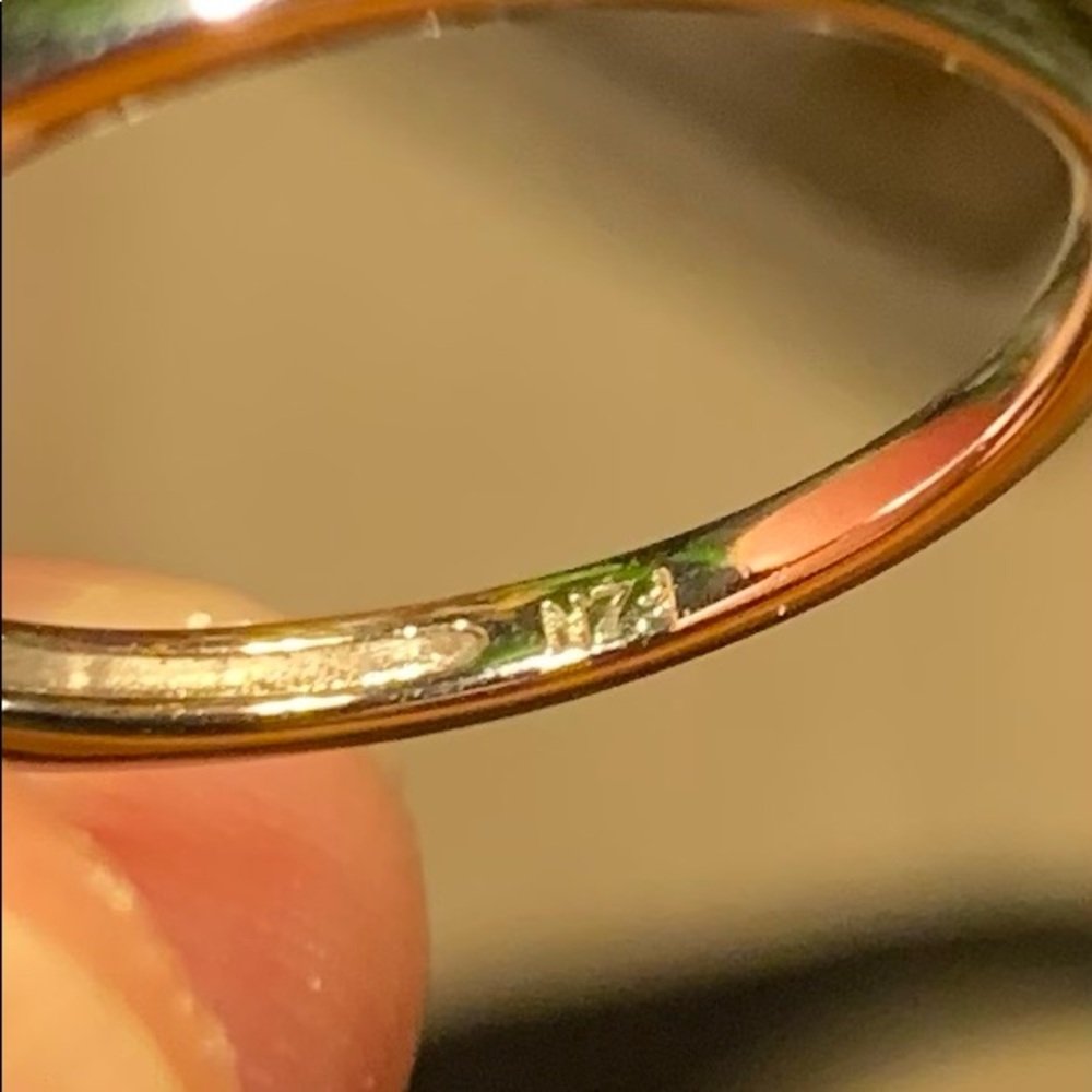 Ring - Picture 4 of 4